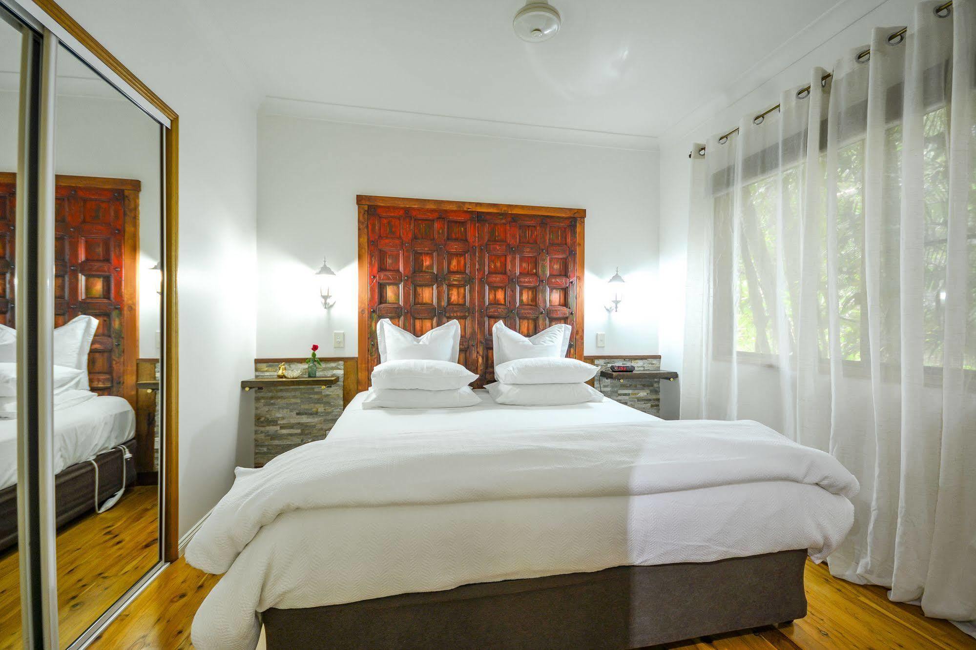 Crater Lakes Rainforest Cottages Yungaburra Εξωτερικό φωτογραφία