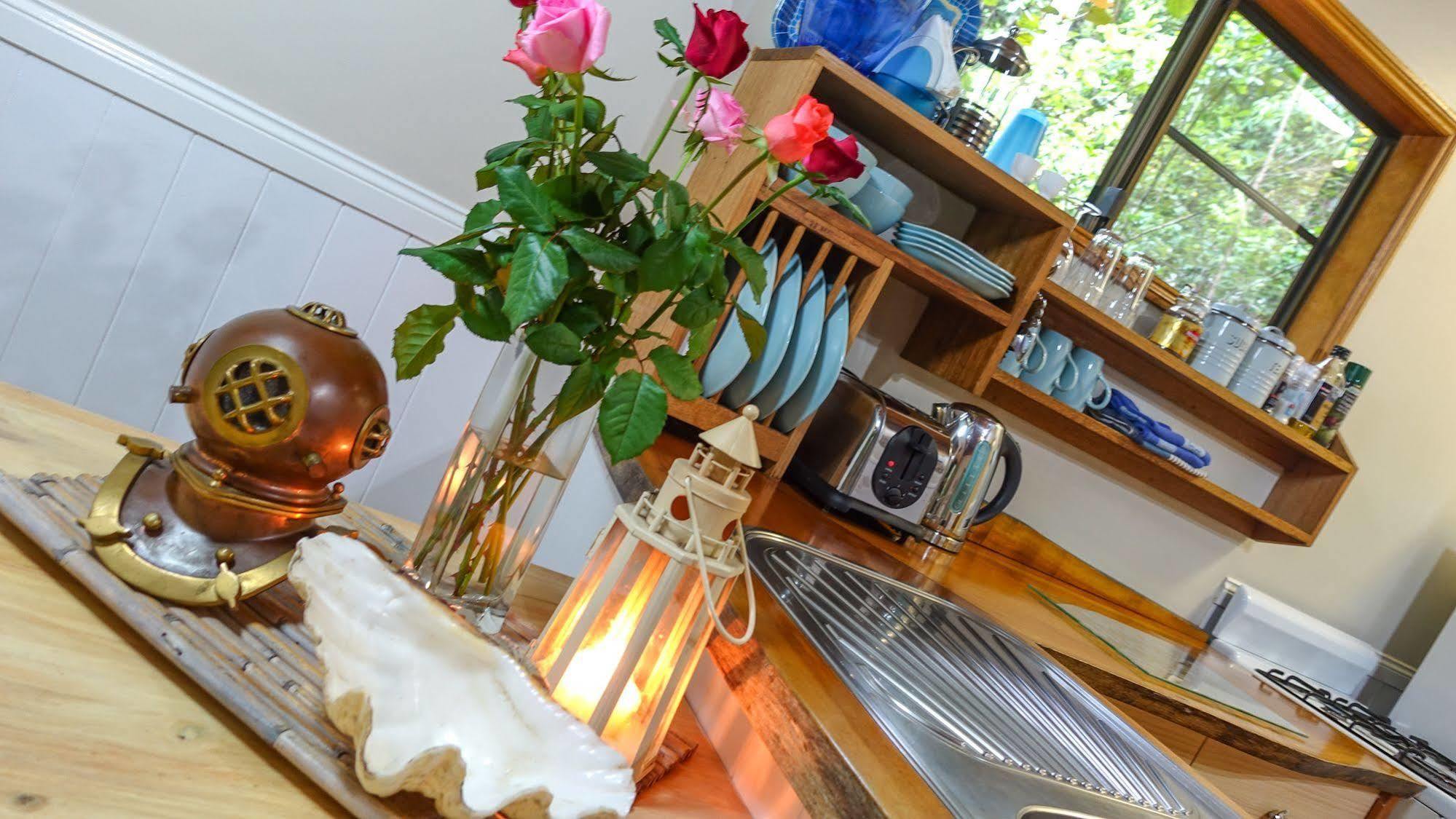 Crater Lakes Rainforest Cottages Yungaburra Εξωτερικό φωτογραφία