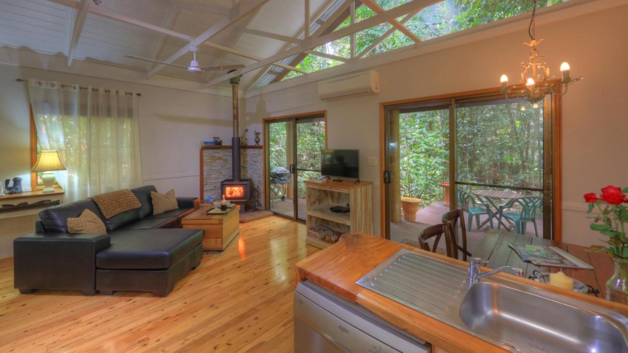 Crater Lakes Rainforest Cottages Yungaburra Εξωτερικό φωτογραφία